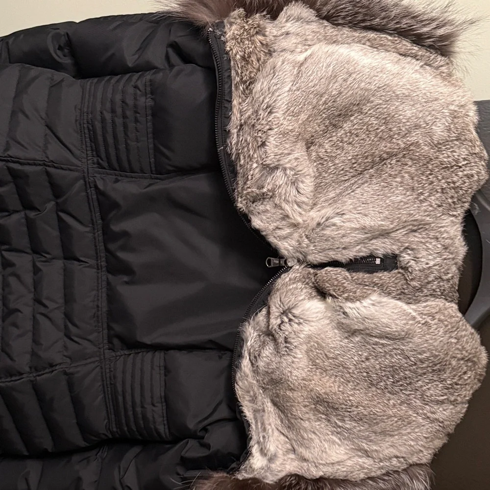 Pajar Womens Large Black Fur-Trimmed Winter Coat. TheFur trim is Rabbit and Fox. - Picture 7 of 10